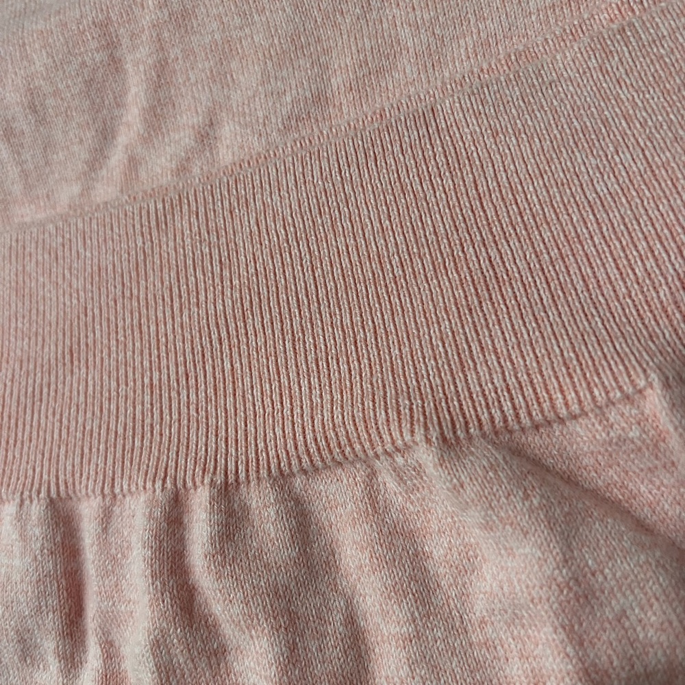 Tommy Hilfiger Men’s Essential Long Sleeve Cotton V-Neck Pullover Sweater - Picture 13 of 13